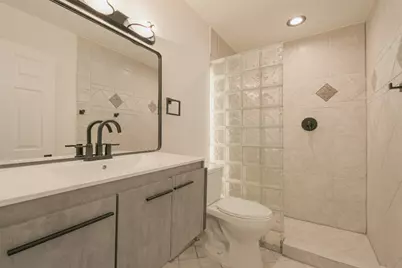 12605 Moss Hollow Street, San Antonio, TX 78233 - Photo 19