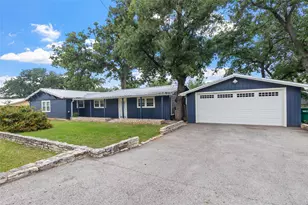 156 W Castleshoals Dr, Granite Shoals, TX 78654 - Photo 3