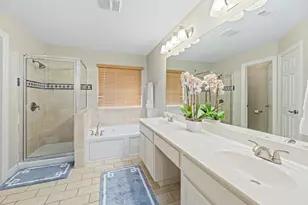 402 E 32nd St, Austin, TX 78705 - Photo 21