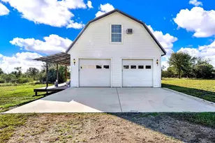 1061 Cascade Trail, San Marcos, TX 78666 - Photo 33