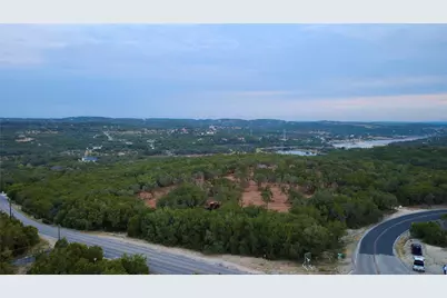 3831 Lakehurst Road, Spicewood, TX 78669 - Photo 7
