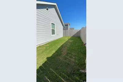 212 Marty Allen Loop, Jarrell, TX 76537 - Photo 13