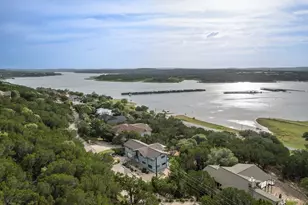 6300 Lakeshore Dr, Lago Vista, TX 78645 - Photo 3
