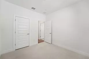 200 W 56th St, Austin, TX 78751 - Photo 11