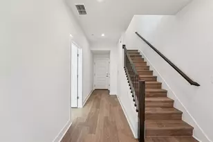 200 W 56th St, Austin, TX 78751 - Photo 7