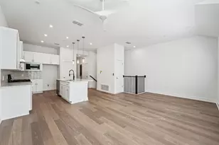 200 W 56th St, Austin, TX 78751 - Photo 7