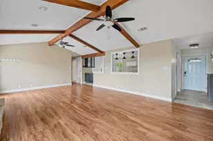 33 Valley View Dr, Round Rock, TX 78664 - Photo 9