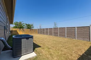 203 Mulberry Crk Ln, Hutto, TX 78634 - Photo 37