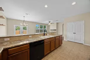 1125 Yellow Iris Rd, Leander, TX 78641 - Photo 21