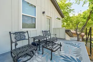 913 Valdez St, Austin, TX 78741 - Photo 13