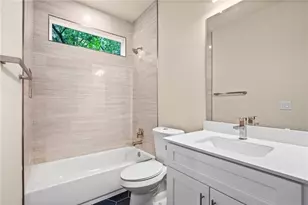 913 Valdez St, Austin, TX 78741 - Photo 35