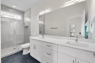 913 Valdez St, Austin, TX 78741 - Photo 15