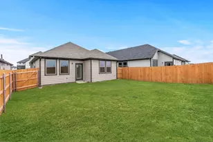 127 Tolo Dr, Elgin, TX 78621 - Photo 23