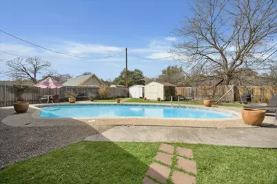 6702 Langston Drive, Austin, TX 78723 - Photo 33