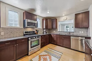 6702 Langston Dr, Austin, TX 78723 - Photo 11