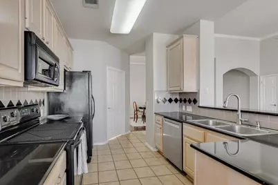 11524 Emerald Falls Drive, Austin, TX 78738 - Photo 11