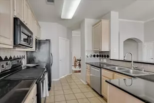 11524 Emerald Falls Dr, Austin, TX 78738 - Photo 11