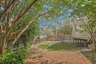 11524 Emerald Falls Dr, Austin, TX 78738 - Photo 27