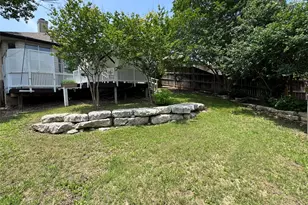 11524 Emerald Falls Dr, Austin, TX 78738 - Photo 25