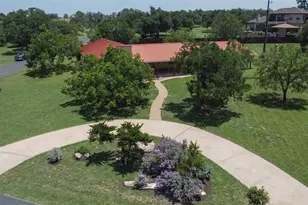 1905 Brushy Bend Dr, Round Rock, TX 78681 - Photo 1