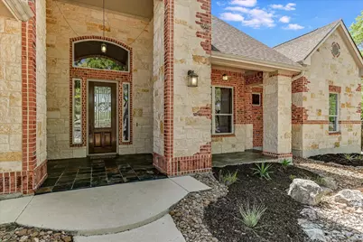 1014 Broken Spoke, Canyon Lake, TX 78133 - Photo 5