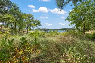 19725 Lakehurst Loop, Spicewood, TX 78669 - Photo 15
