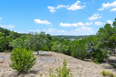19725 Lakehurst Loop, Spicewood, TX 78669 - Photo 9