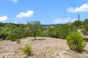 19725 Lakehurst Loop, Spicewood, TX 78669 - Photo 5