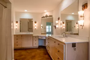 736 W Lakecrest Dr, Bluffton, TX 78607 - Photo 13