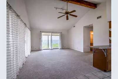 736 W Lakecrest Drive, Bluffton, TX 78607 - Photo 19