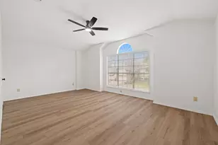 13108 Tilder Dr, Austin, TX 78729 - Photo 25