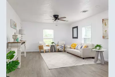 202 N Arendell, Gause, TX 77857 - Photo 3