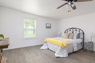 202 N Arendell, Gause, TX 77857 - Photo 11