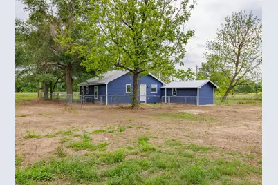202 N Arendell, Gause, TX 77857 - Photo 25