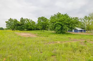 202 N Arendell, Gause, TX 77857 - Photo 29