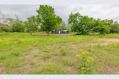 202 N Arendell, Gause, TX 77857 - Photo 27