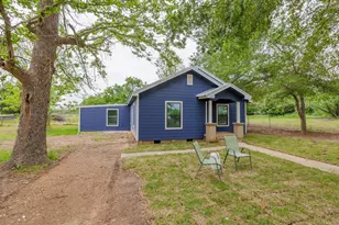 202 N Arendell, Gause, TX 77857 - Photo 3