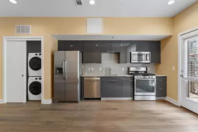 1800 E 4th Street #223, Austin, TX 78702 - Photo 5
