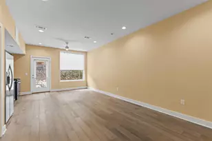 1800 E 4th St, Austin, TX 78702 - Photo 3