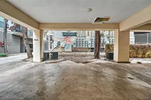 712 Graham Pl, Austin, TX 78705 - Photo 33