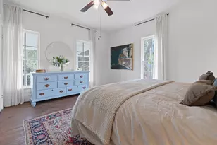 810 E 13th St, Austin, TX 78702 - Photo 23