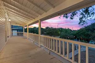 810 E 13th St, Austin, TX 78702 - Photo 37