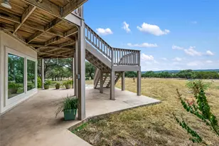 2400 W Fitzhugh Rd, Dripping Springs, TX 78620 - Photo 17
