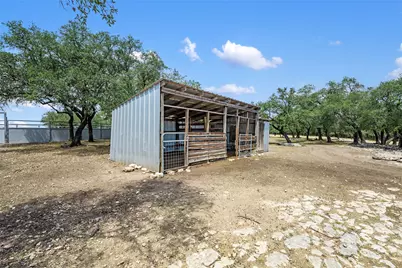 2400 W Fitzhugh Road, Dripping Springs, TX 78620 - Photo 31