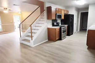 2700 Breezy Point Cove, Round Rock, TX 78665 - Photo 5