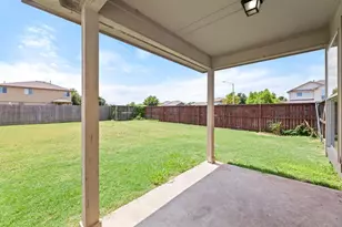 2700 Breezy Point Cove, Round Rock, TX 78665 - Photo 23