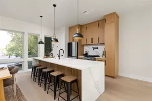 100 W Odell St, Austin, TX 78752 - Photo 11