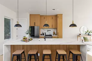100 W Odell St, Austin, TX 78752 - Photo 15