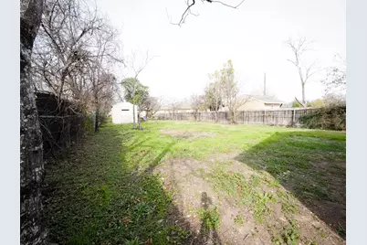 7312 Providence Avenue, Austin, TX 78752 - Photo 19