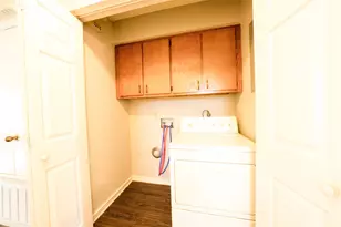 7312 Providence Ave, Austin, TX 78752 - Photo 11